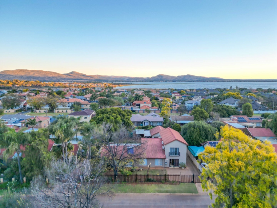 3 Bedroom Property for Sale in Melodie North West